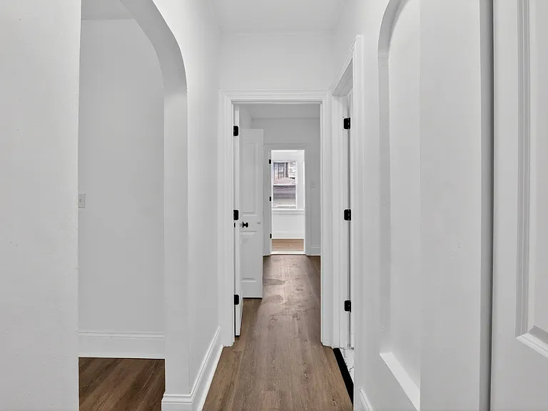 7148 S Eberhart Ave #1AA — Photo 4