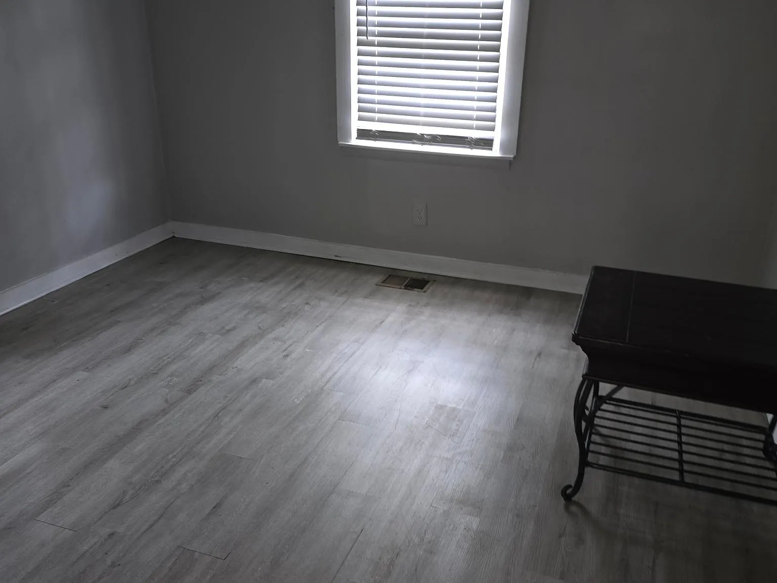 4 bed, 1200 sqft, $1,795 — Photo 3