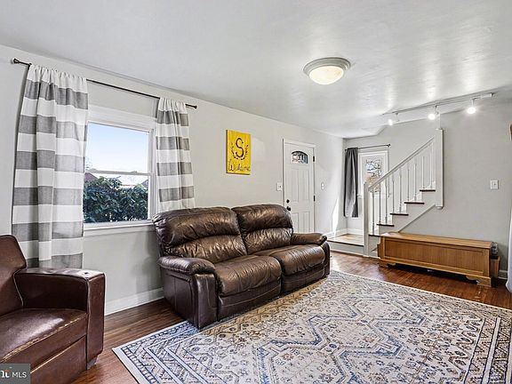 5th image of 416 Poplar Ave