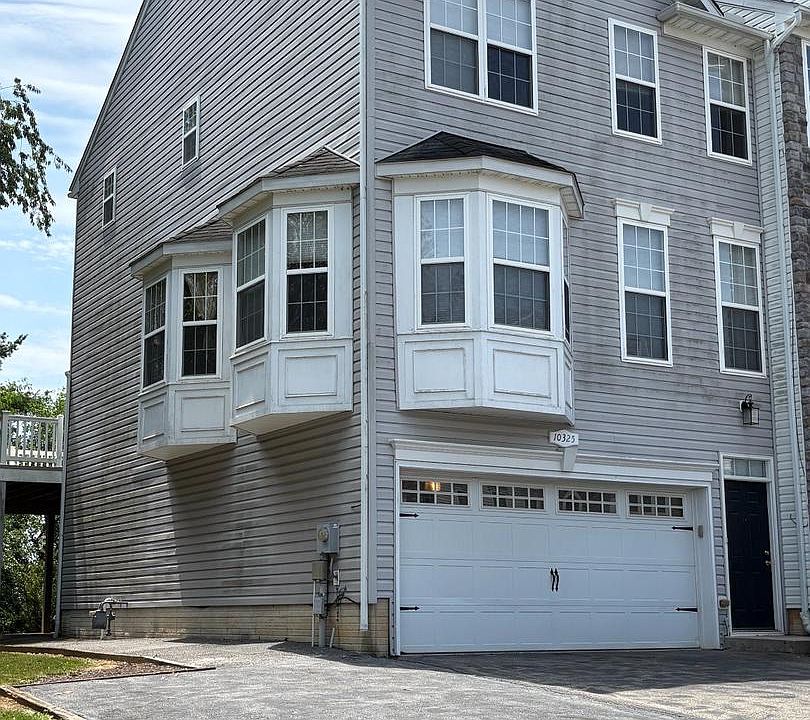 1st image of 10325 Lantern Ln