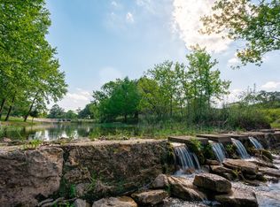 1000 Bushwhack Rd, Kerrville, TX 78028