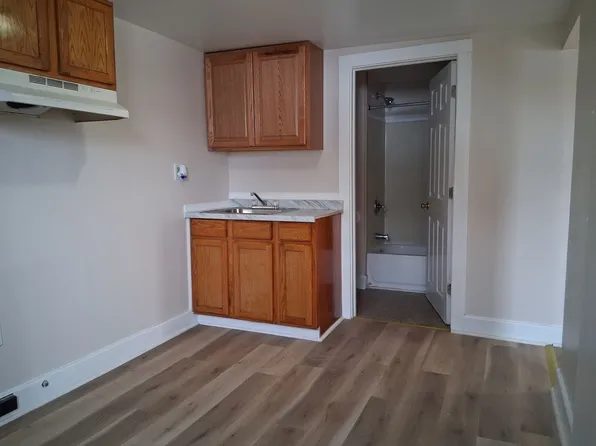 180-2 N Pearl St, 180-2 N Pearl St #3, Bridgeton, NJ 08302