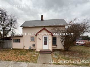 331 E 3rd St, Meridian, ID 83642