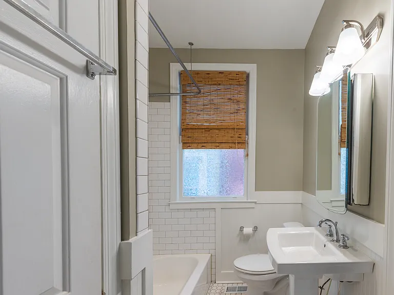 791 Myrtle St NE — Photo 15