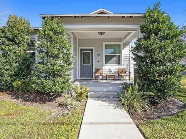 211 W Broad St, Tampa, FL 33604