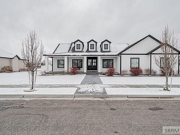 2nd image of 5319 Eaglewood Dr