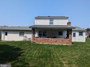 4508 Nile Dr, Whitehall, PA 18052