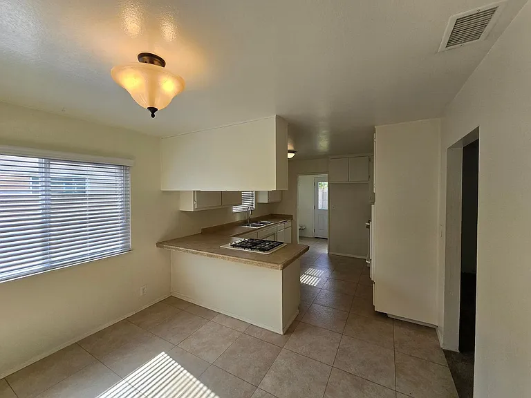 8762 Pacheco Ave — Photo 5