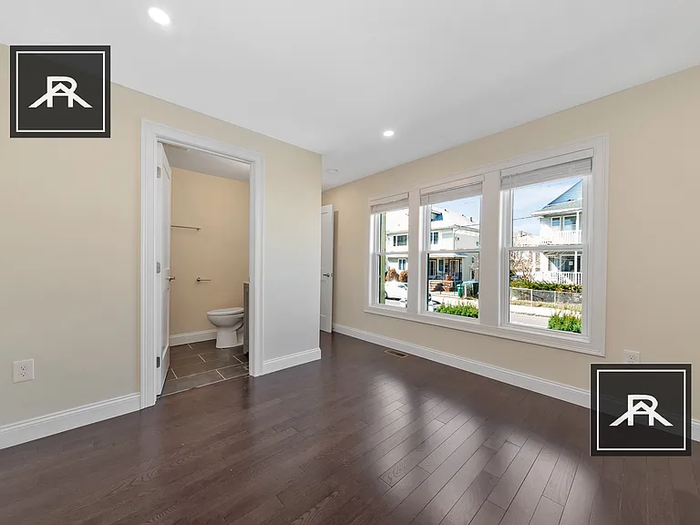 45 Wright Ave #1 — Photo 24