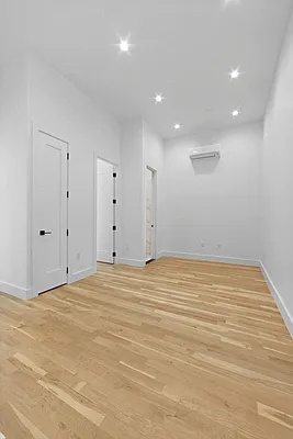 Rented by TorsX Inc | media 34