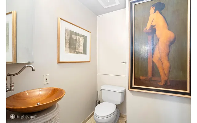 Sold by Douglas Elliman | media 17