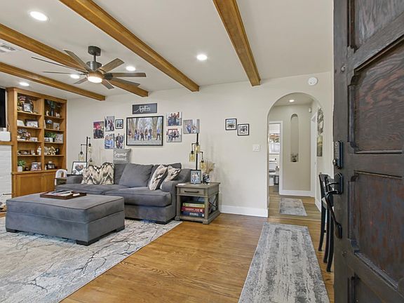 4th image of 308 41st St