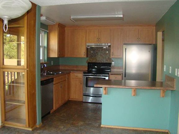 Kitchen - 2nd picture