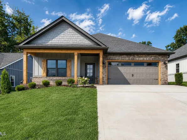 778 Hunts Terrace Dr, Kingsport, TN 37663