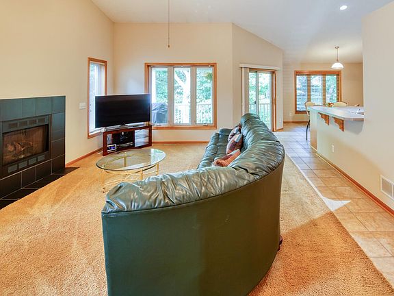 4th image of 1570 Summit Shores Ct