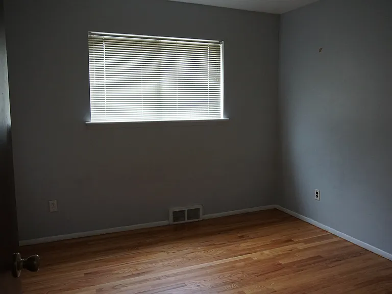 3858 Martin Rd — Photo 7