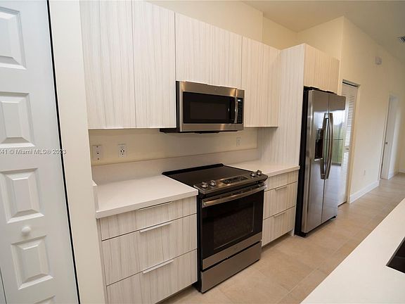 4th image of 7831 NW 104th Ave APT 21
