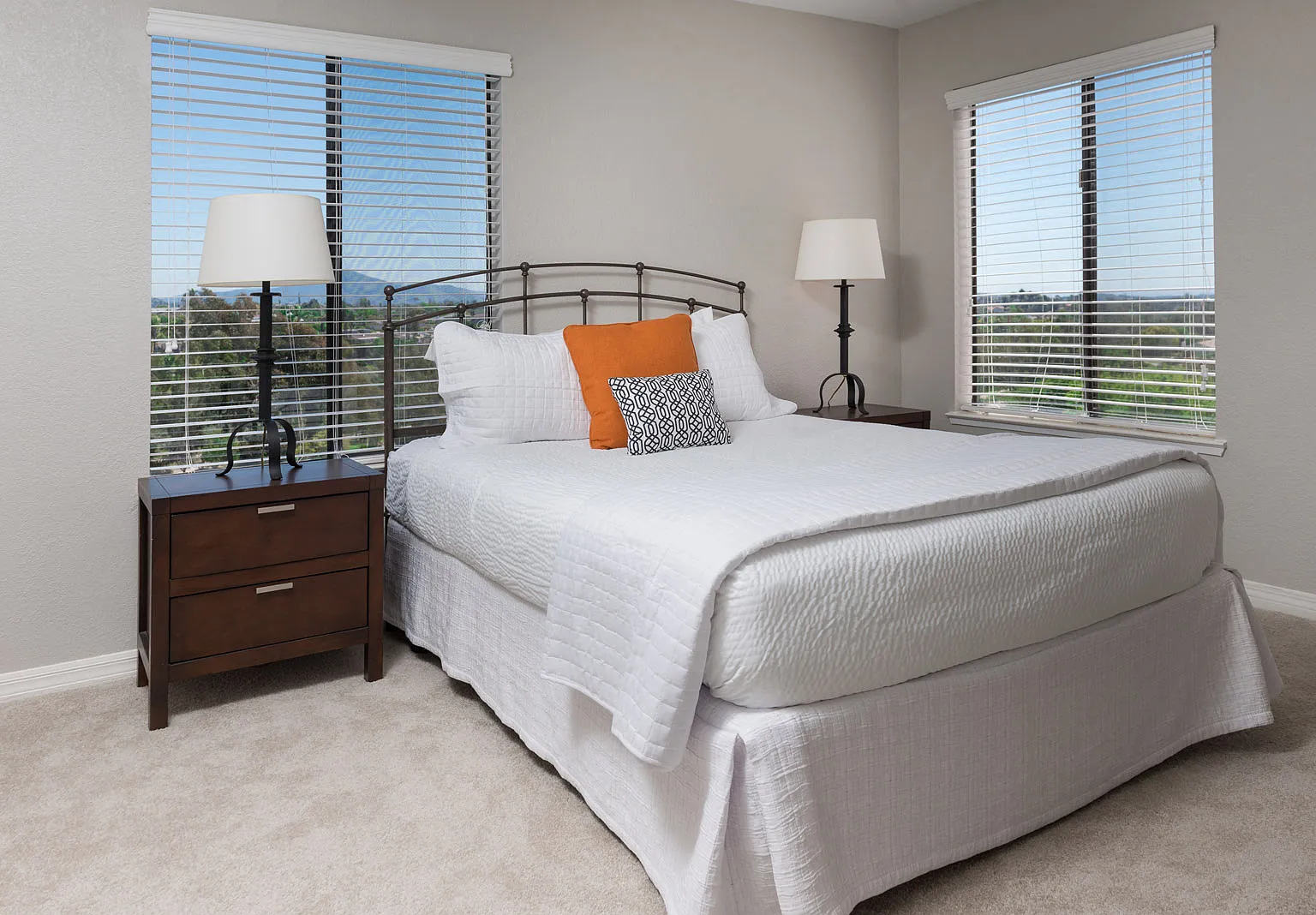 Mission Trails Apartments — Photo 3