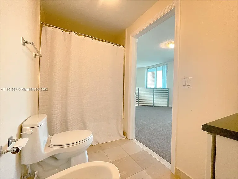 3339 Virginia St #320 — Photo 8