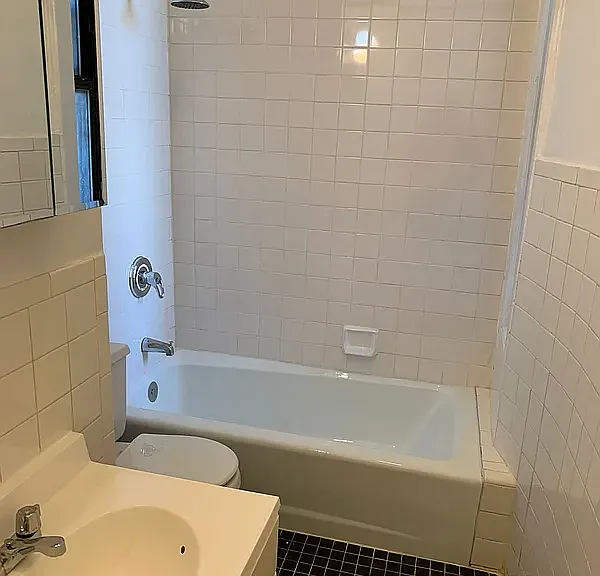 2586 Broadway #12M — Photo 3