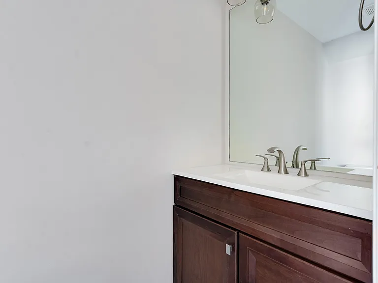 2745 Canyon Dr — Photo 10