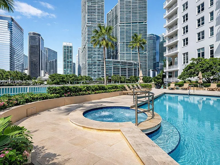 701 Brickell Key Blvd #1611 — Photo 30