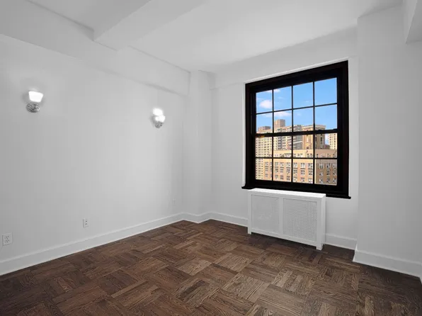 160 West 71st Street image 1 of 11