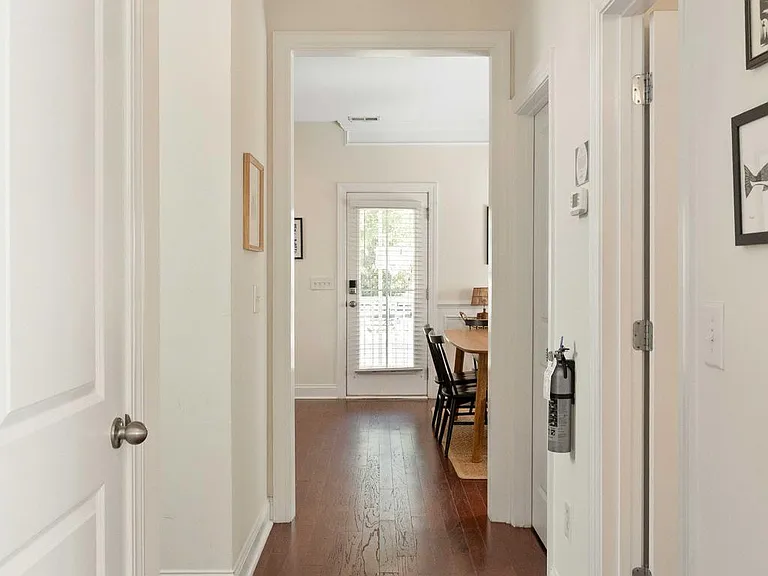 Celtic Dr — Photo 10