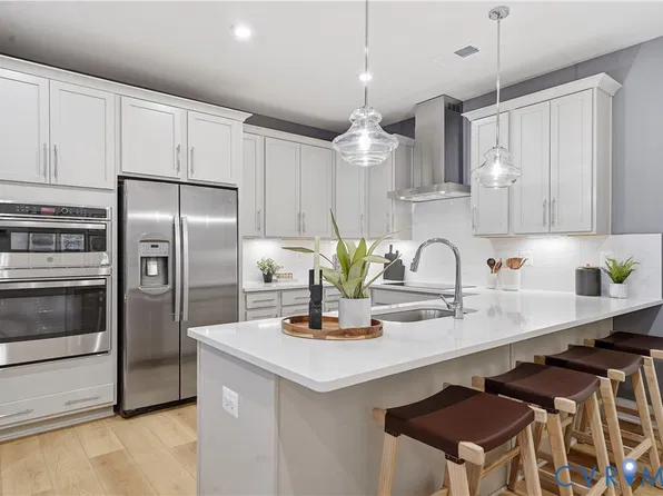 263 Brattice Dr, Midlothian, VA 23114
