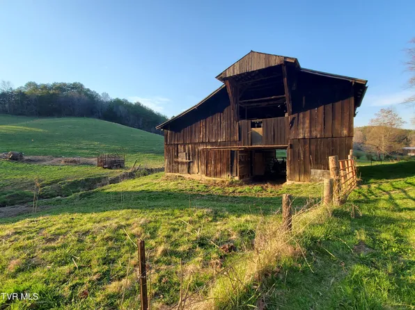 49.60 Looney Rd, Parrottsville, TN 37843