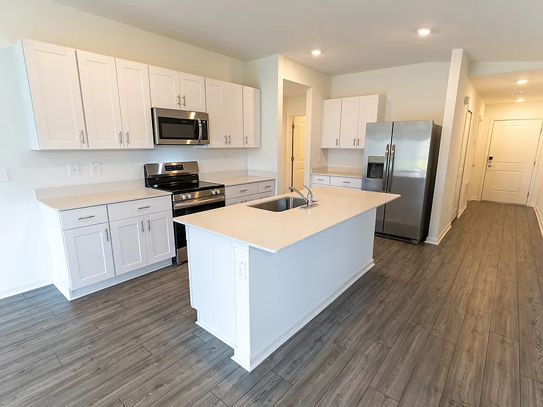 8414 SW 41st Cir — Photo 5