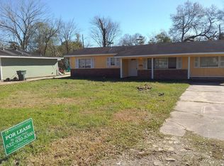 7335 Click Dr, Beaumont, TX 77708