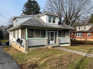60 Greenfield Rd, Lancaster, PA 17602