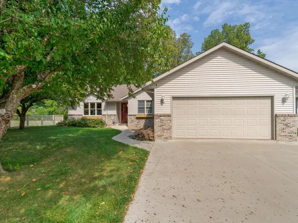 4445 El Camino Real DRIVE, La Crosse, WI 54601