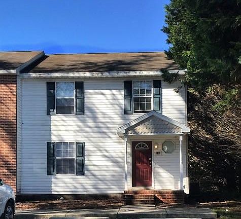 4th image of 1414 Varsity Ln