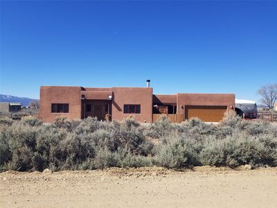 6 Piedra Vista Rd, El Prado, NM, 87529
