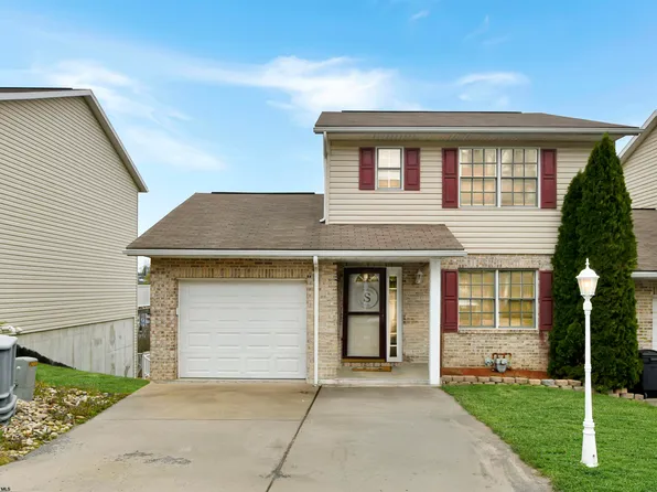 241 Donna Ave, Morgantown, WV 26505