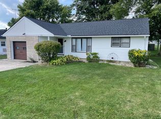 704 E Pike St, Jackson Center, OH 45334
