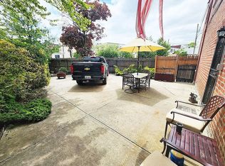 6463 80th St Floor 1, Middle Village, NY 11379
