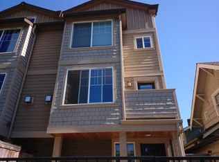 5008 A 12th Ave NE, Seattle, WA 98105