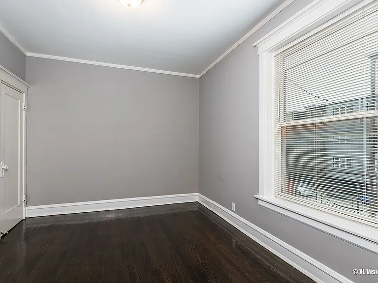 635 E 50th Pl #2 — Photo 8