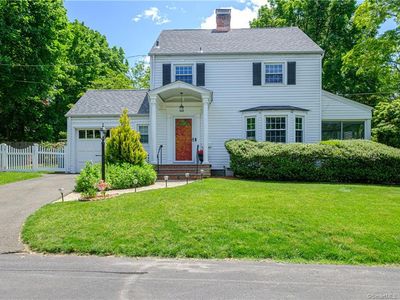 76 Jaenicke Ln, Hamden, CT, 06517