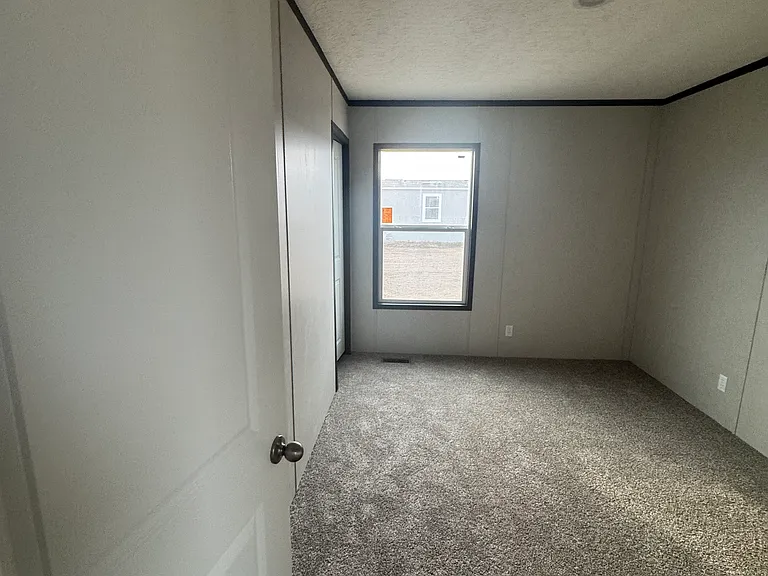 22724 City Lake Rd #22724 — Photo 8