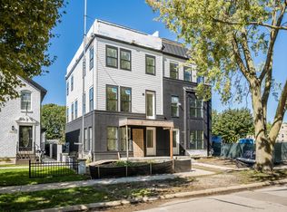 333 N Loomis St, Naperville, IL 60540