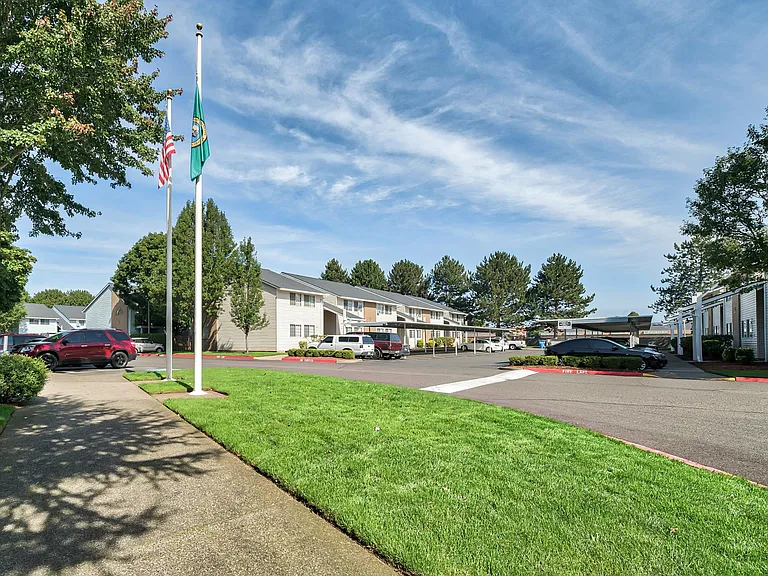 Cascades Apartments — Photo 19