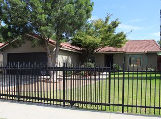 961 Church Ave, Sanger, CA 93657