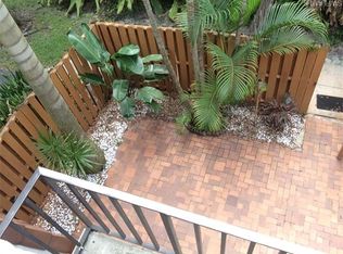1462 Park Shore Cir APT 2, Fort Myers, FL 33901