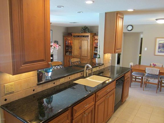 4th image of 5001 E Sharon Dr