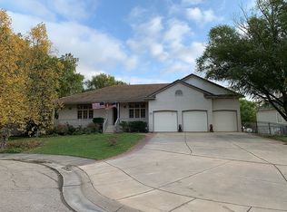 1652 E Tiara Pines Pl, Derby, KS 67037