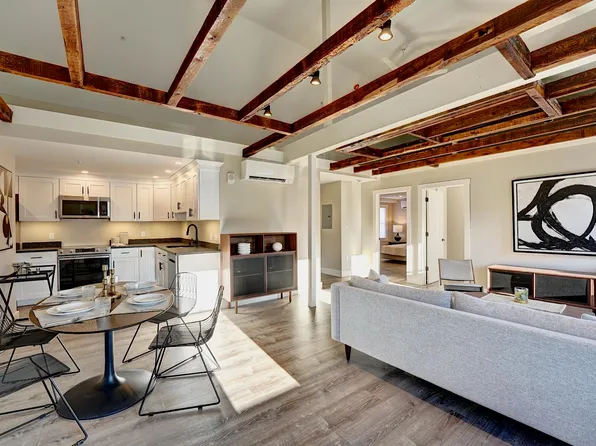 621 Islington Street #A, Portsmouth, NH 03801